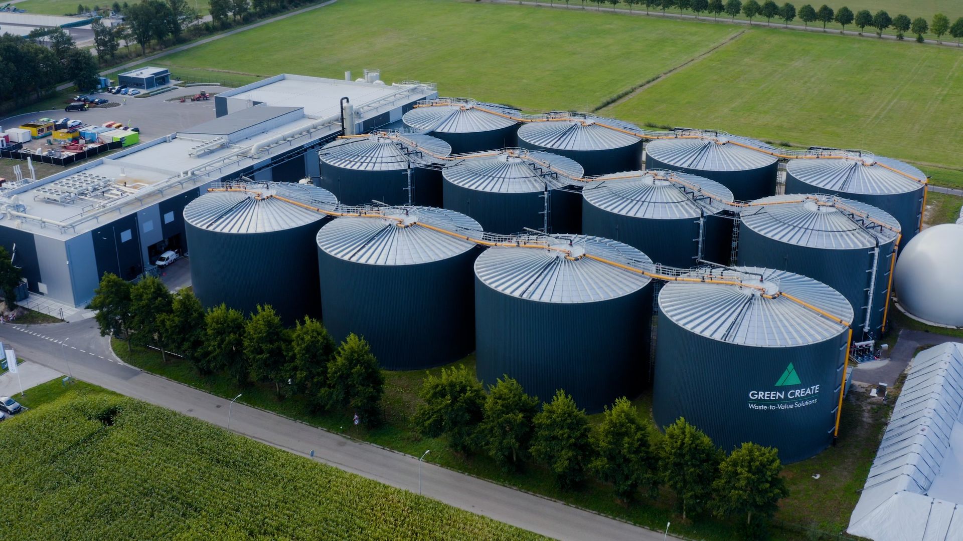 Poultry manure digestion